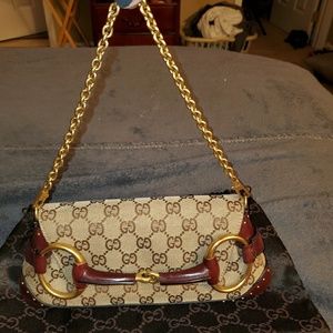 💯 Authetic Gucci Horsebit Chain Clutch